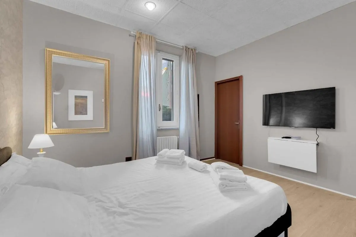 Apartment The House Of Via Muratori 11 Milan